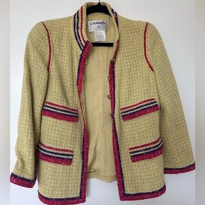 Chanel jacket in good condition. From the 2010 Shanghai collection size 38.